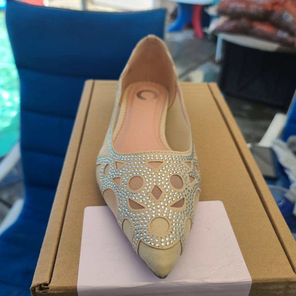 Journee Collection Womens Batavia Ballet Flat with Rhinestone Detail and Scallop
